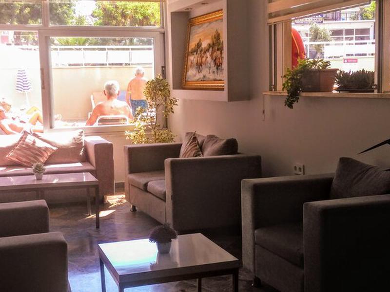 FCFCE410FE65F5EE9D660431684D30DC