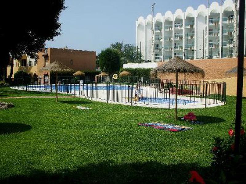 DEE1C701713C9EDC6C84DFE2F7B43B98