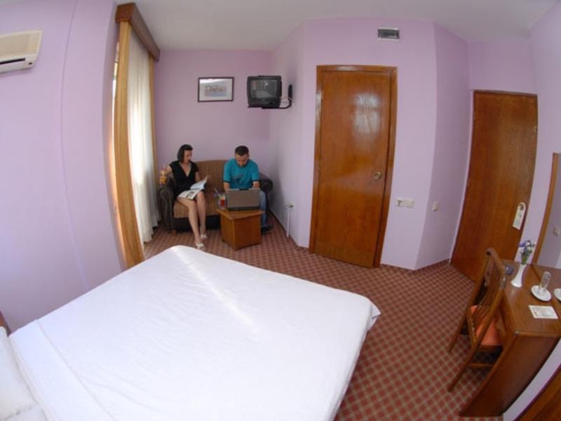 299780150248E0278D4336D3D3F2092D