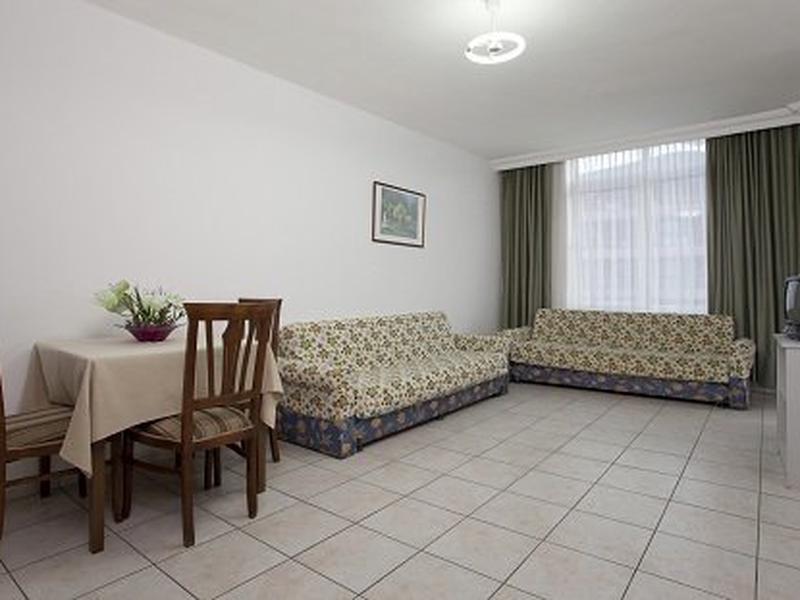 35448B173CAEB7DB0399548A7E416387