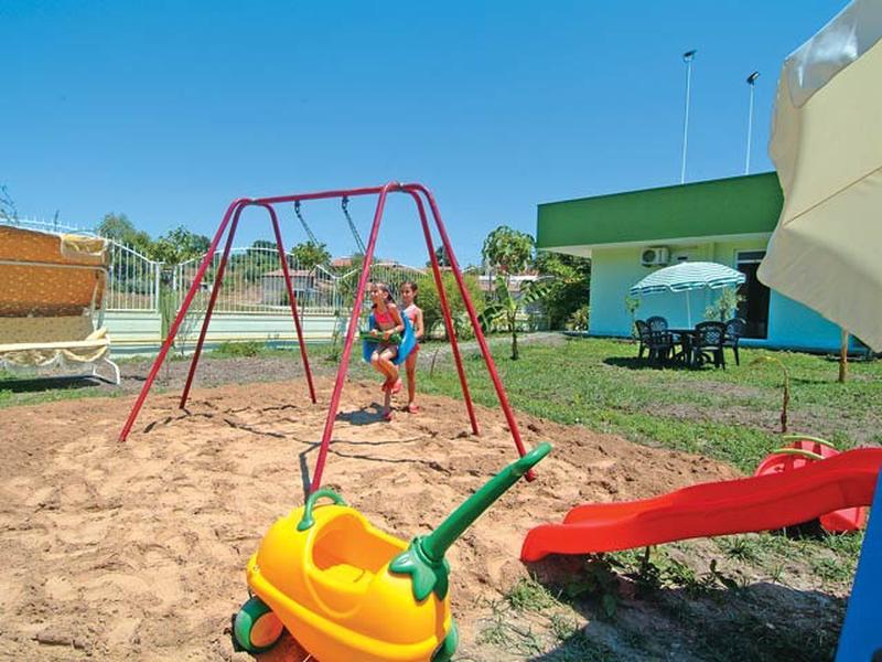 848034659CA495ABC4C59CDCE1201CA9