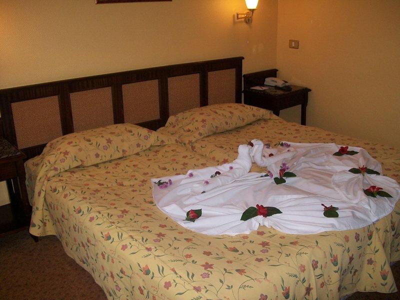 5AFA9AC2E7C848FA64DBC7EA302B10AE