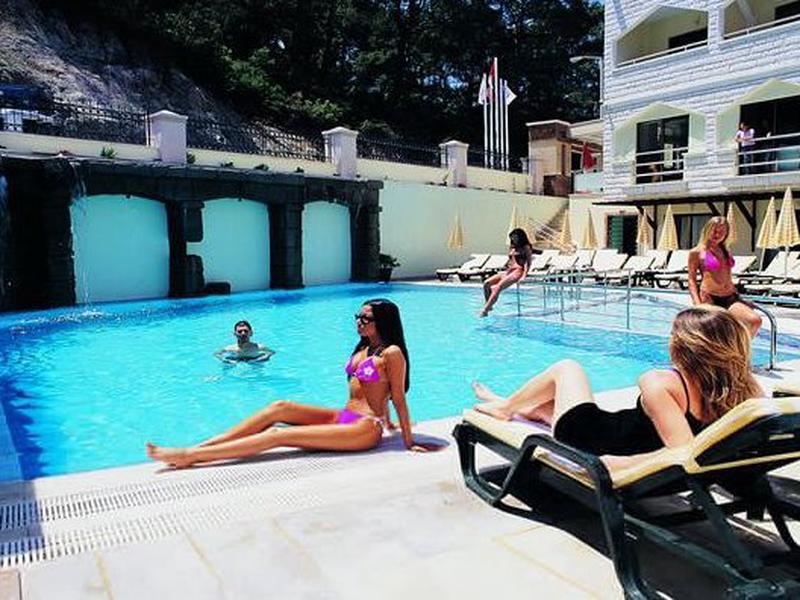 817DA3EAEAAFCBBDF2B2C04E060B5F7F