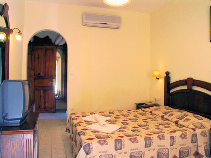 6AF6C67B0A3FB0760ACC43A54F02AC55