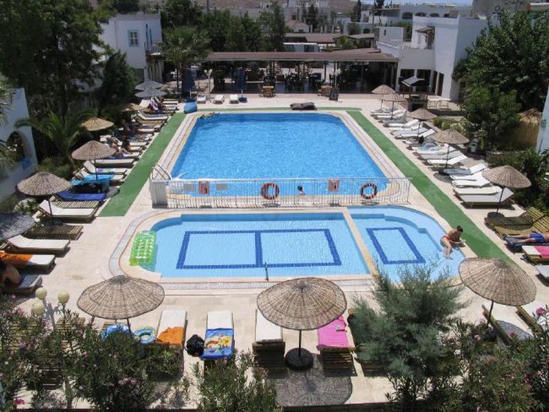 232D23EFDC23023F2FB6D984F9E0A0A3