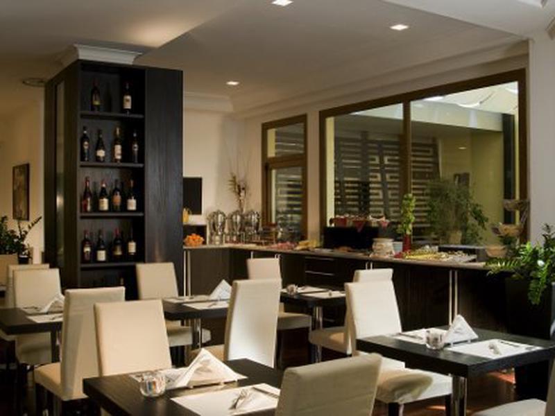 A951AD78C73A4A932F53B818A2140C27