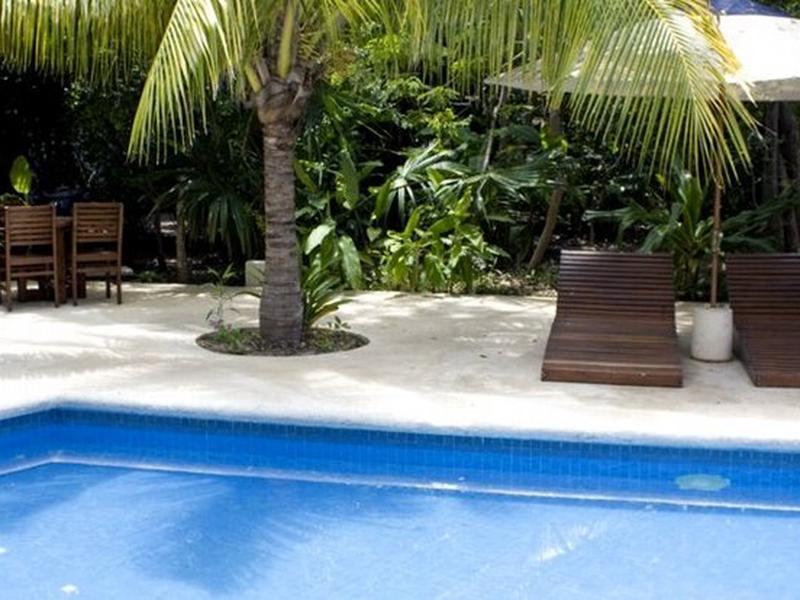 A6D693FAE190BF61C378560FEAF2317D