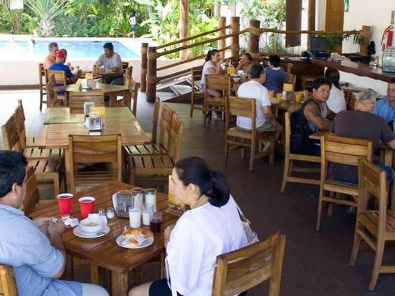 7E4AAE539F3895D35EC640E85CB91F75