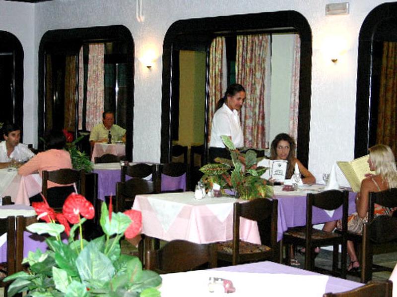 EE817886D48BB181DF4EB084336F44A1