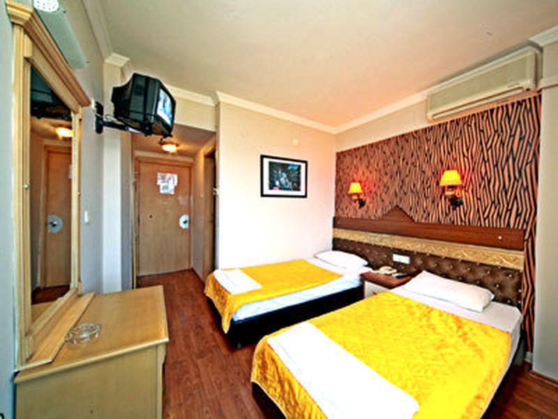 C436D389559B619D2EADAAB407D8C20E