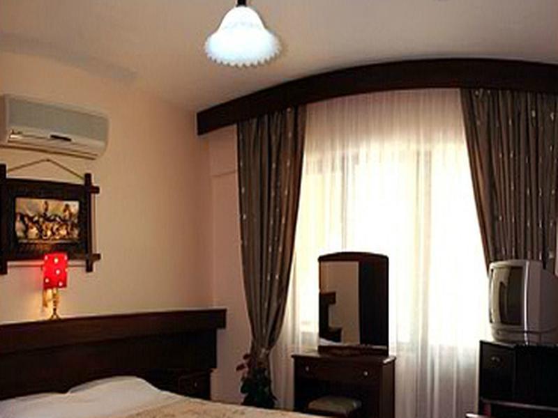 56CF137F3DE6402CA4BF80D99CB68719