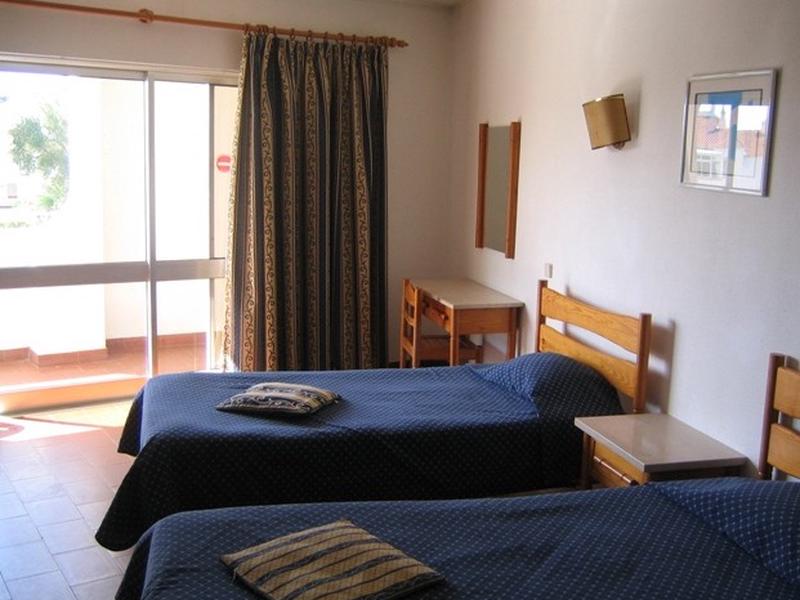 05551A2FFBCDF7F776240BE479FE2D1C