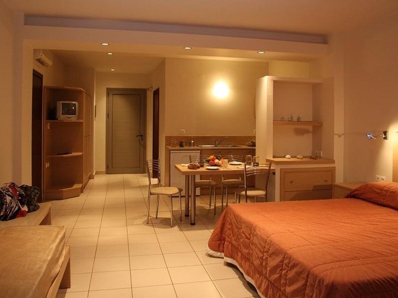 8C12F7F9CA04F4B6B883E826A7A0B2C8