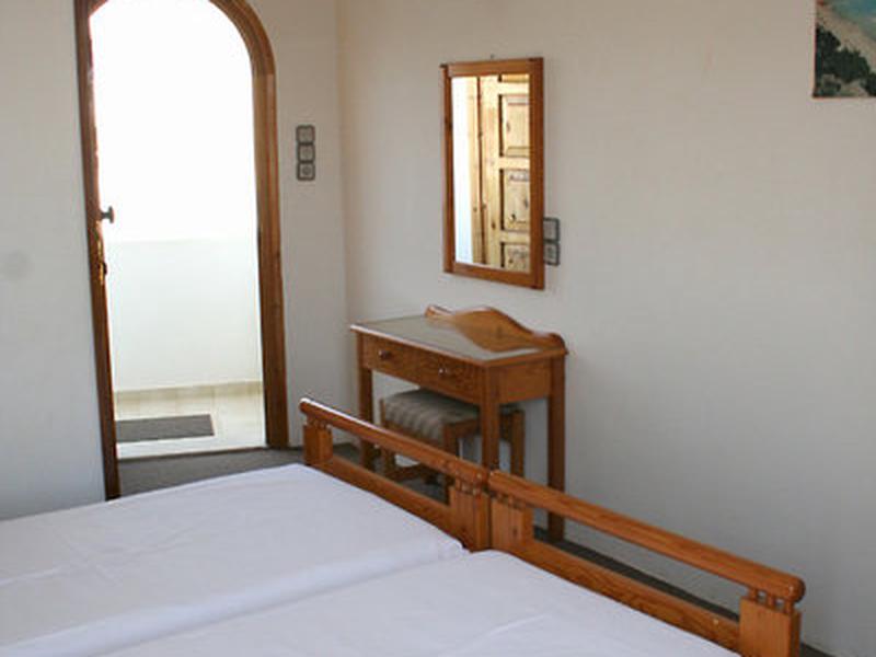 325AA536F016DC65E6E87B4E3573C9A8