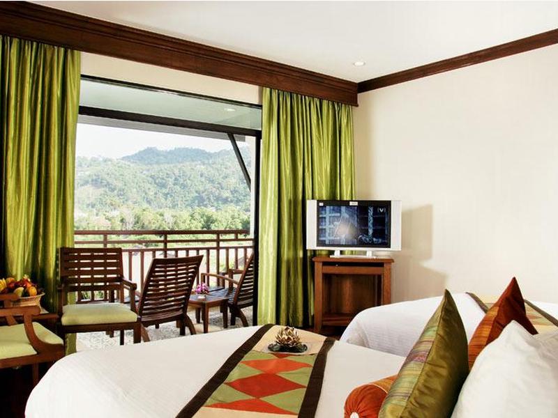 C93EF3ADB196F03887F1E0D1B59B9231