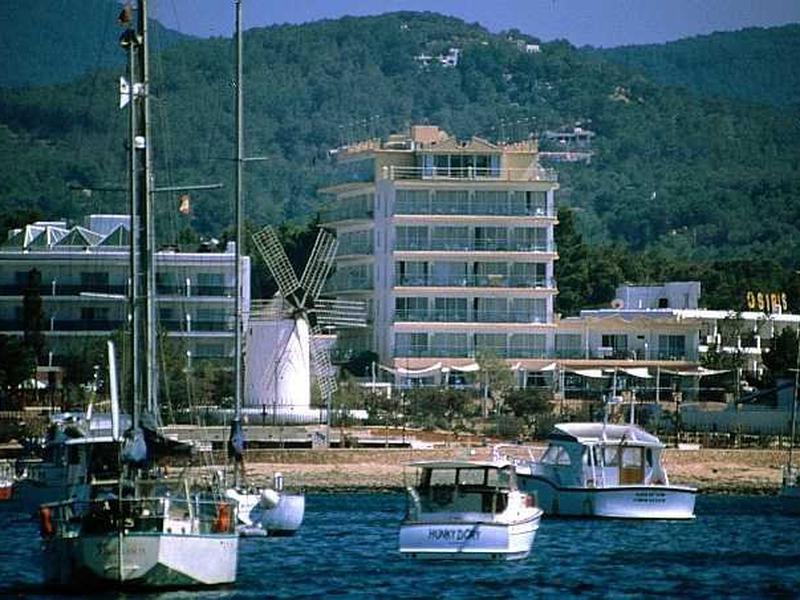 77BA0762ECCC3881013B754E0E049650