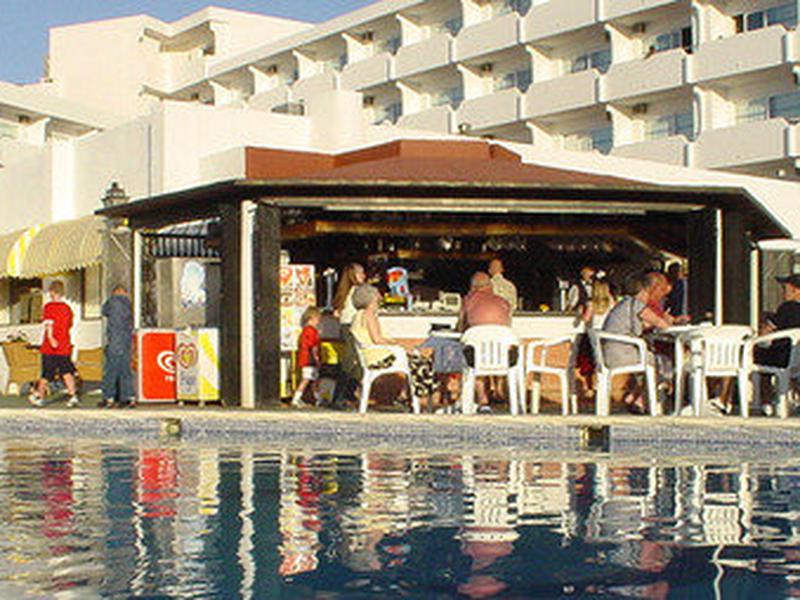 4B7E4D93F19B2FED11B5FD52F53B1B15