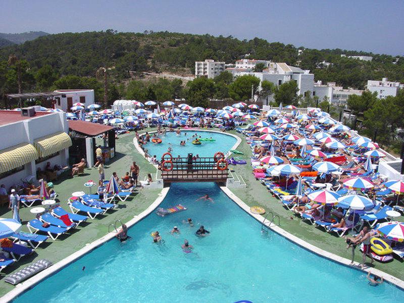 595FDB8D553DCD4C92804AB6FE7D8527