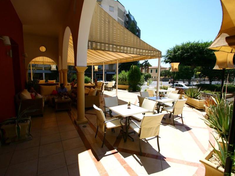 7609EC7E62E7968F554B8BE5C2C18A45