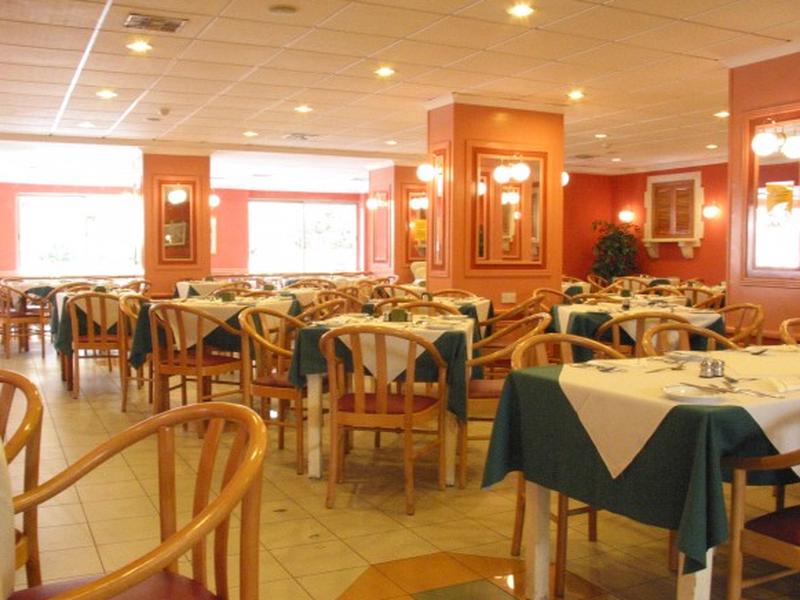 6ABD0E3324A6DC3BDBB7FEEFDB862769