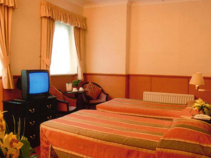 98294C3AC65D584A0F4E1F18DE2DD212