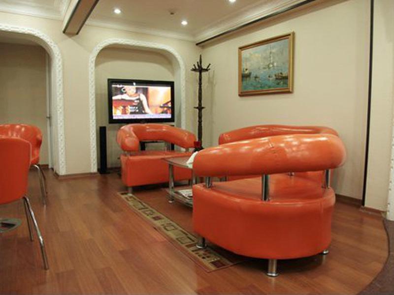 21B5892E64F7464BF3992CFE06BAD38B