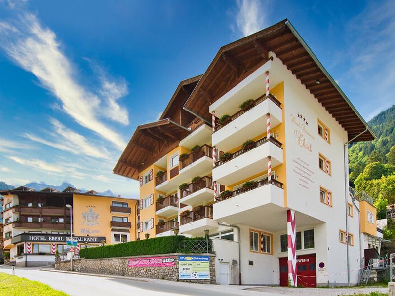 EAFDB5F587AAF94A24030D1BBE7B1EB3