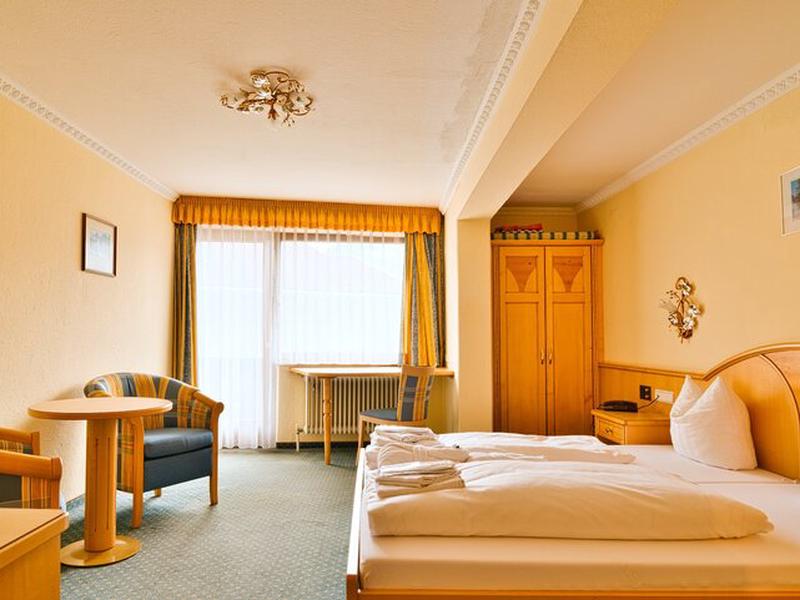 F2685321472DB0436BD6A69F60DC9DCA