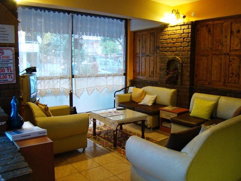 F5723D7EBF20117A61E091B19D8FBF87