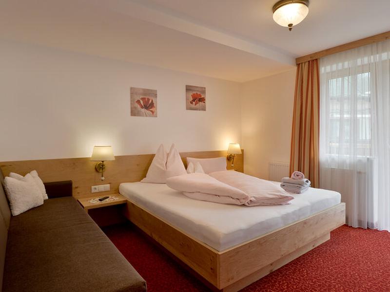 E605BE3D1F86768CE449D248A6A945F6