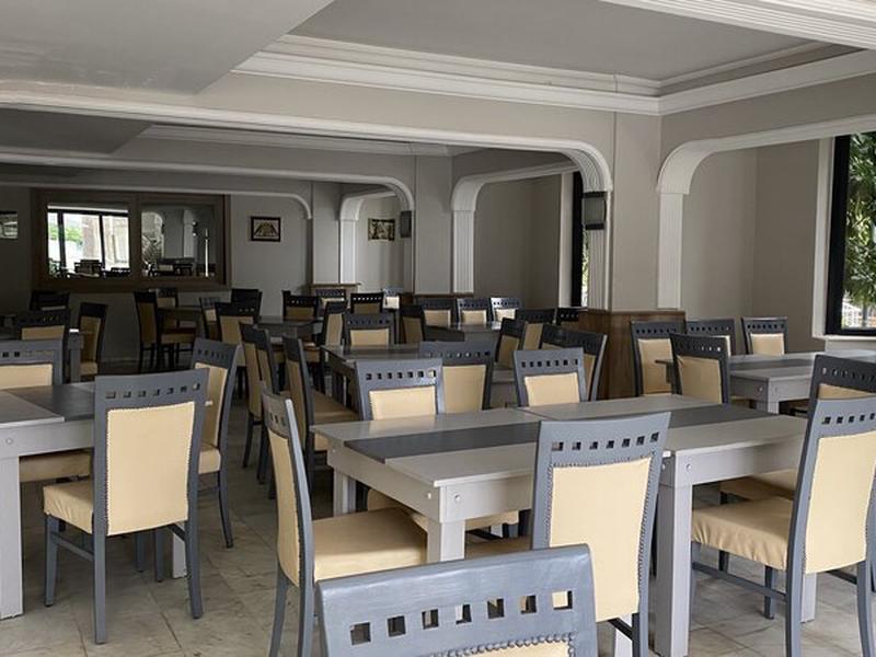 EFB94FE2A070085F3F40B344D97C1991