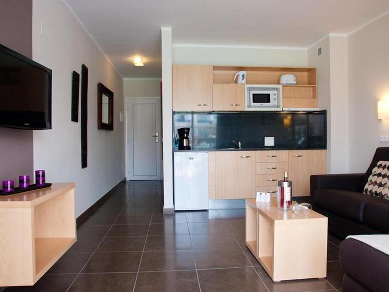 5430F02B4FA7BB862447984FDE3F490B