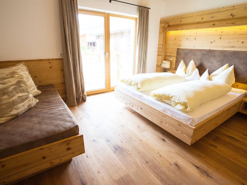 0ECF17C7C6EB28AF84B896225361974F