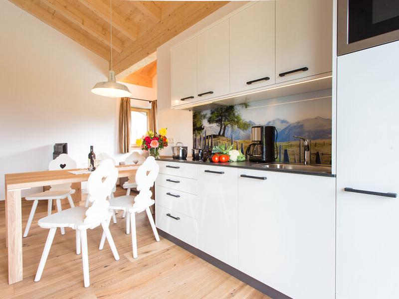 55C2CF8D54F2E4608DB781DAED32B4C3