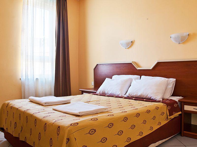 8EE1B7EF2EA7FABF46F2864D565356FD