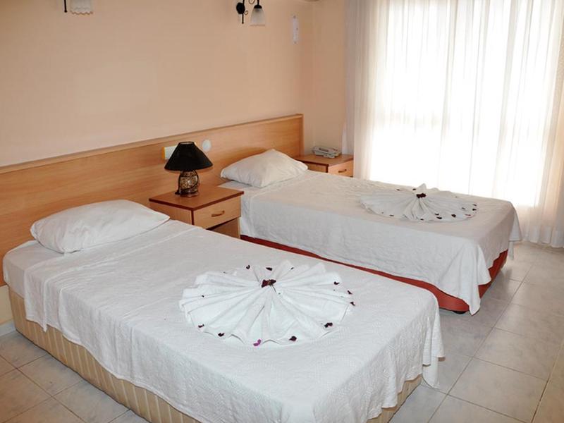 F2A4BBF0C77ABB623611CA9A9235B9CC