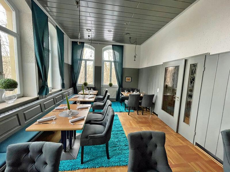 32410E22C554243197ABF61B6363884F