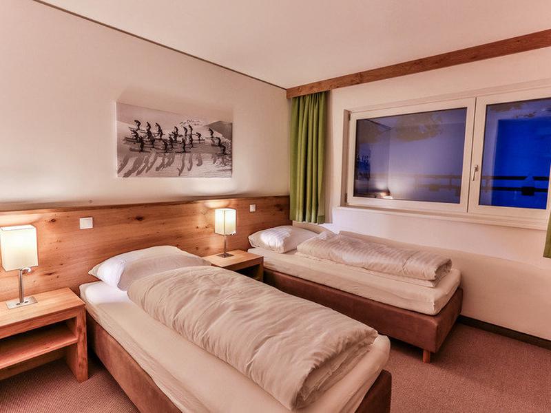 44A4DD55F25BEDA1DEB223295BBEEBB7