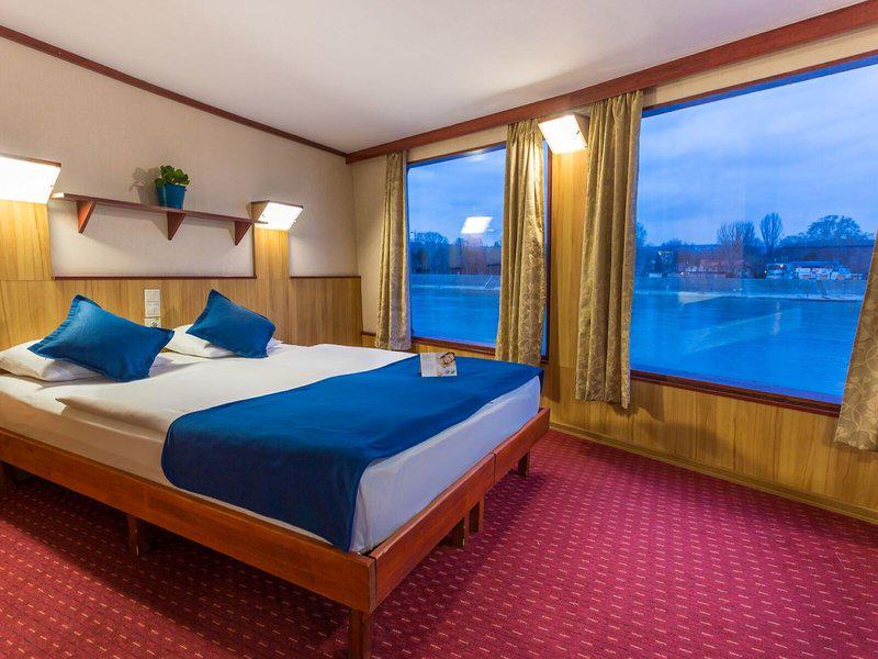 991E3632F0864CBD10E1066693C1B15A