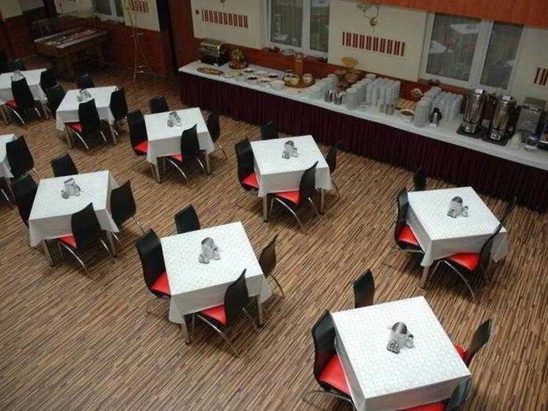 BA6360D7C9D48A6C22885701D6B9B947