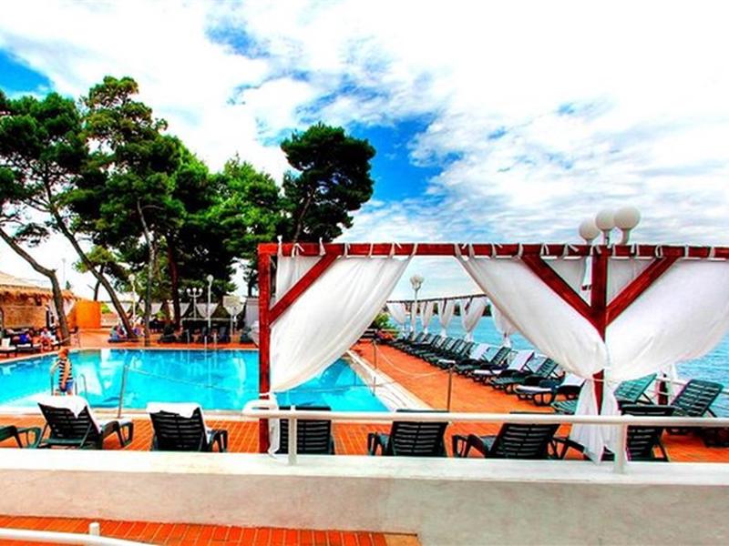 7601E17A83924349B5355C74E3496EC3