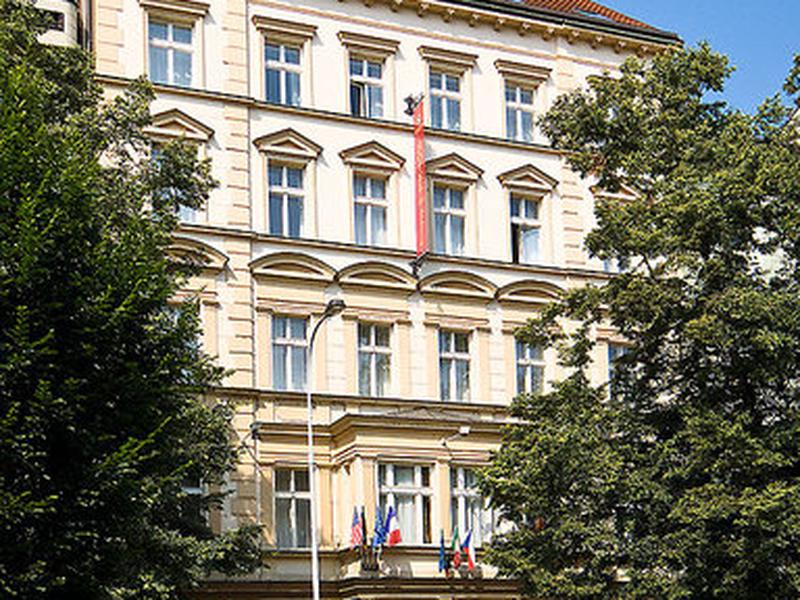 56EAAC952CA87B13C4625F226EB4CC56