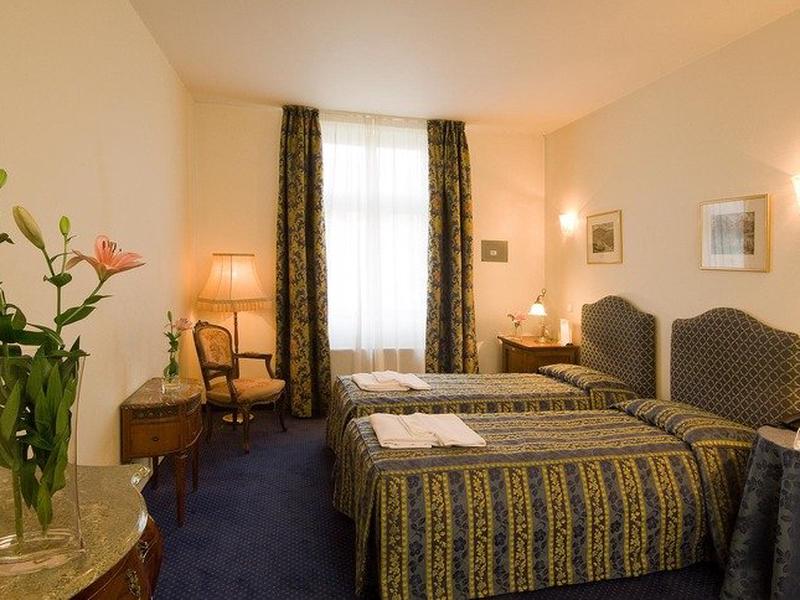 30108CC5F6DE05D9683F47C41191640B