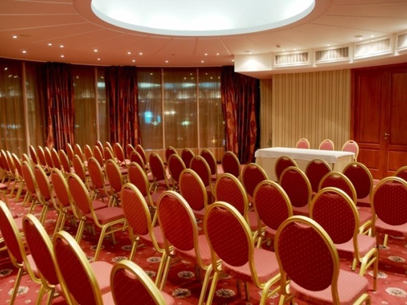 4C65FF7B55C52AC537E57D6E60DD3C4B