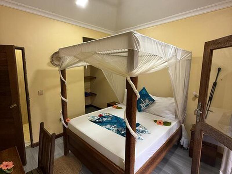 06BA8AB758BEBAADB3C5A98C09F4328F