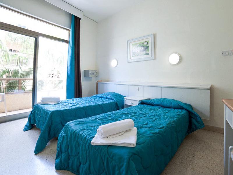 75026DDA80E239CDFF17DC7DF3D6ECD7