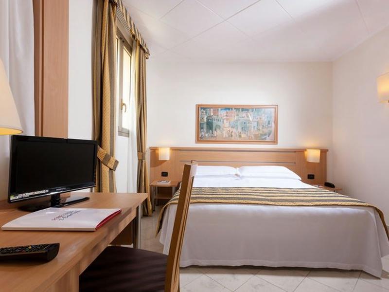 55F89BDECE0FCD5A7569C7EB8E2268DC