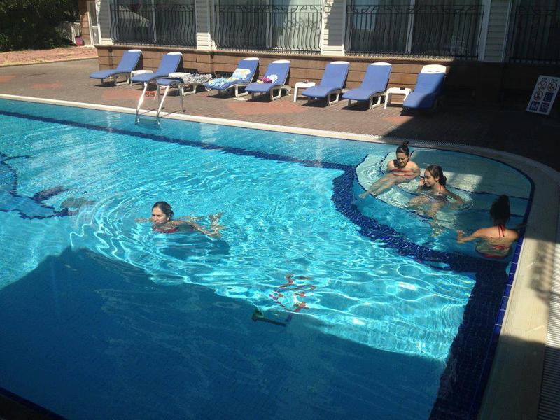 738FF52B5DDC3037BA4BD7AFBB7FF854