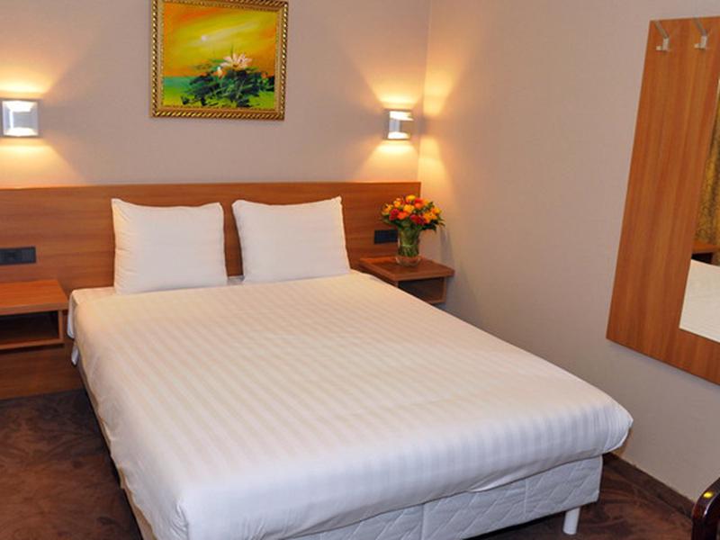 36B90F2E171A97A42C8A0179647C37E1