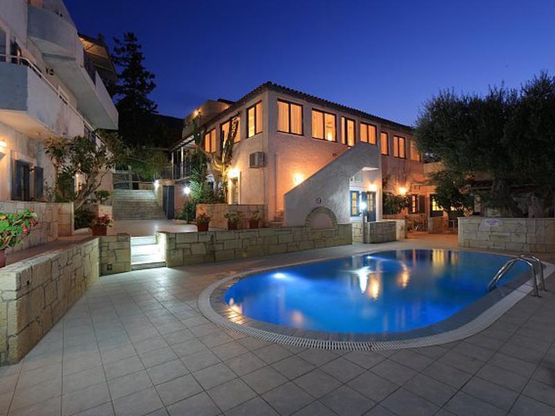 F9183748690EBE3DE4CE631E2464D04C